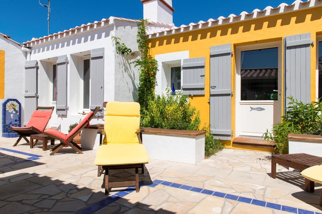 Les Yeux Bleus Bed & Breakfast Noirmoutier-en-l'Ile Exterior photo